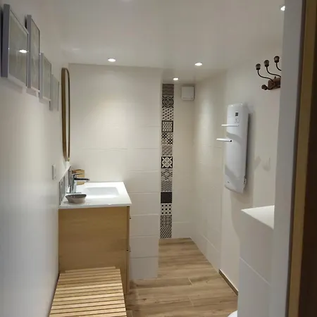 La Corentine Apartment *